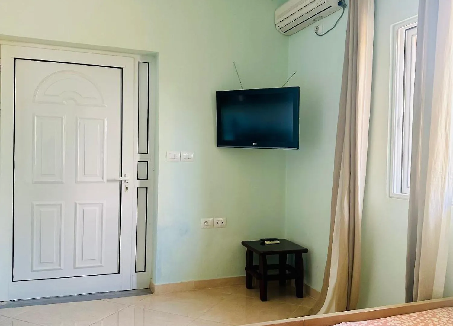 Villa Melangie Ksamil Apartment